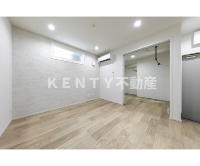 【居間・リビング】 | ＷｏｏｄＣｒｅｓｔ中延Ｒｅｓｉｄｅｎｃｅ | おしゃれな居間です