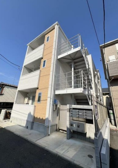 シエルブルー岩槻の外観