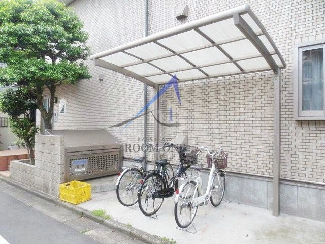 カサ・デ・アブエロのその他共用部分|駐輪場です。
