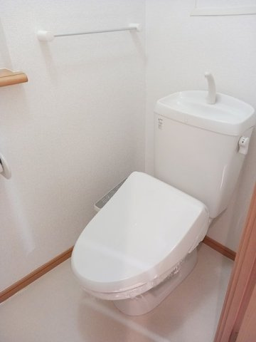 デルフィｉ・Ａのトイレ|清潔感のあるトイレです