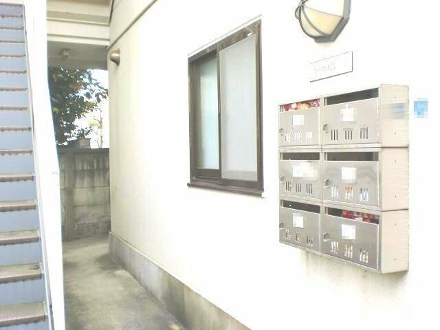 コーポビレッジのエントランス