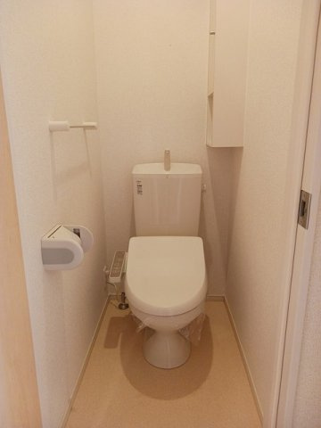 ラ・カーサ・フェリーチェのトイレ|ゆったりとした空間のトイレです