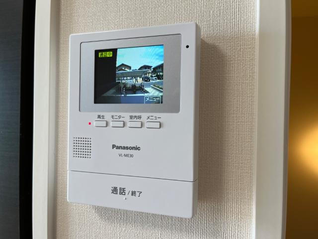 アン・ジュールの内装|カメラ付インターホン