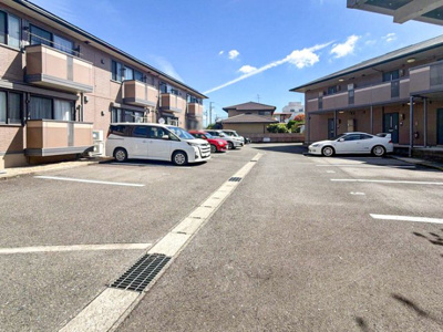 【駐車場】 | リビングタウン西枇杷島 B