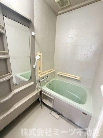 荒川２丁目　中古戸建の浴室
