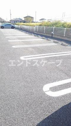 マルベリー　Ａの駐車場|高崎、前橋のお部屋探しはエンドスケープまで！お客様の理想お聞かせ下さい♪