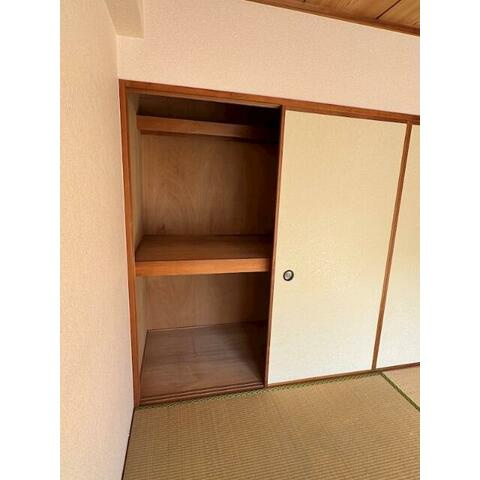 内田ビルの収納