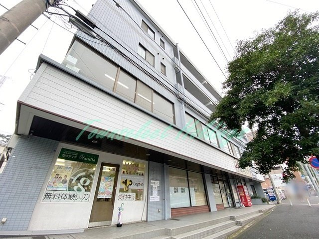 内田ビルの外観