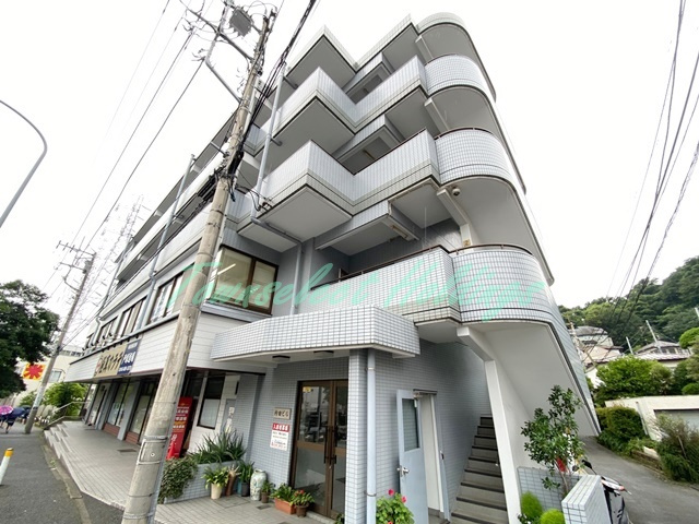 内田ビルの外観