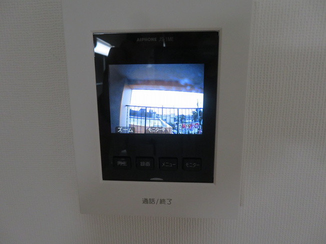 【セキュリティ】 | 神栄マンション | 来訪者の顔が確認出来ます
