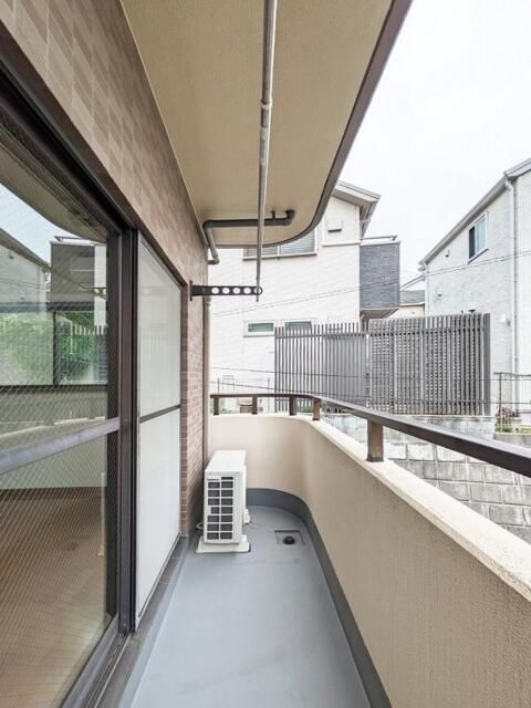 リヴェール石川台のバルコニー