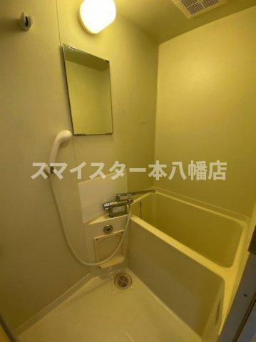 ライトハウスＢ棟の浴室