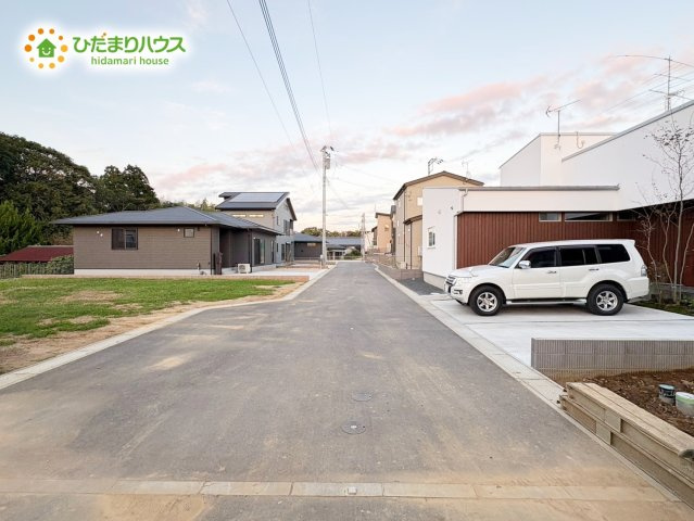 タマタウン鮎川町　新築戸建　3号棟の前面道路含む現地写真|今から見たいも大歓迎！お気軽にお問い合わせください☆彡