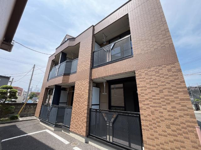 【外観】 | ルミエール | 外観写真（昼）
