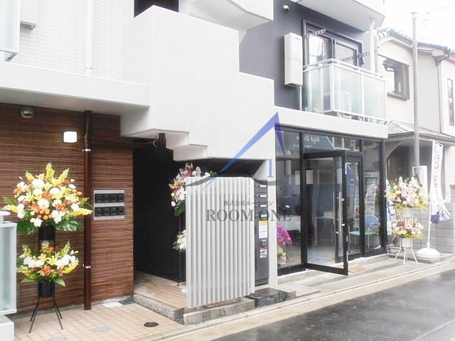 Ｇａｌｌｅｒｙ　ＶＩＬＬＡ　Ｃｈｉｄｏｒｉのエントランス|エントランスです。