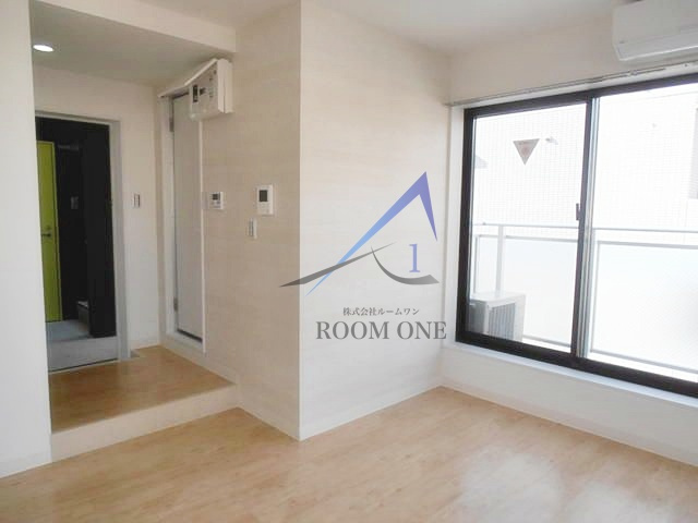 Ｇａｌｌｅｒｙ　ＶＩＬＬＡ　Ｃｈｉｄｏｒｉの居間・リビング|洋室のお部屋です。