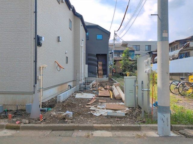 【外観】 | 練馬区桜台１丁目　新築戸建て　１号棟 | もうすぐ完成