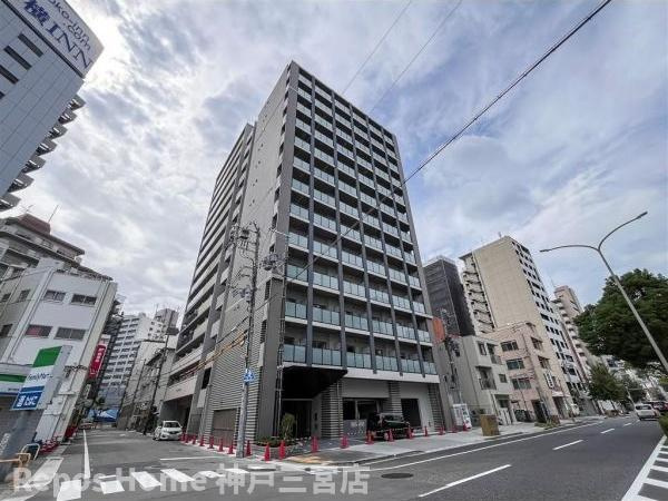 Alivis神戸駅前の外観