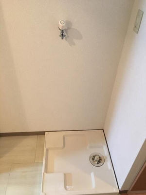 【設備】 | アクシーズⅦ | 洗濯機置き場