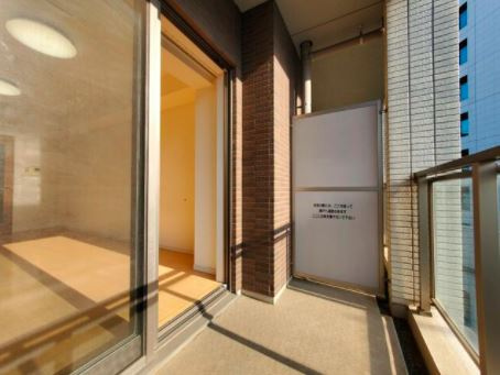 レグノ・フォルテ二番町のバルコニー|南西向き