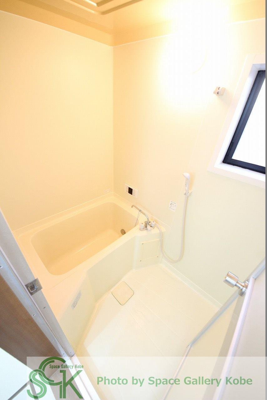タウンハウス高町の浴室|※お部屋により仕様が異なる場合がございます※