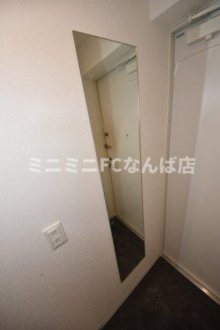セレニテ難波ミラク参番館