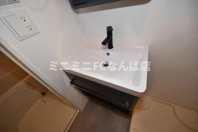 セレニテ難波ミラク参番館