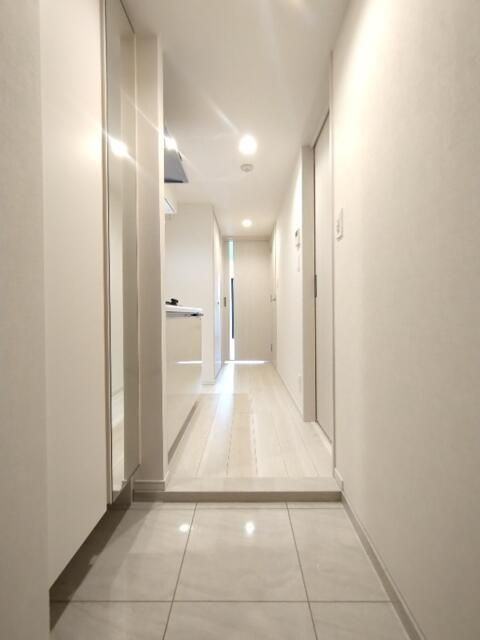 クレイシアＩＤＺ中馬込の玄関