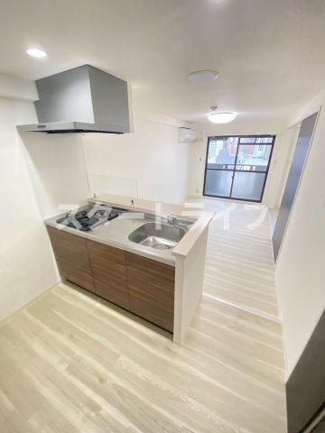 大阪市淀川区東三国２丁目の賃貸マンションのキッチン