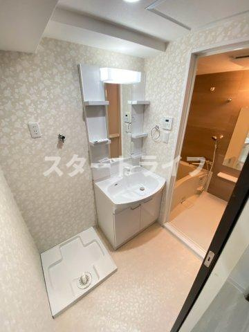 大阪市淀川区東三国２丁目の賃貸マンションの洗面所