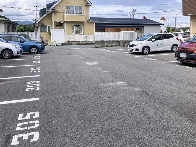 EASTPARK桜田の駐車場