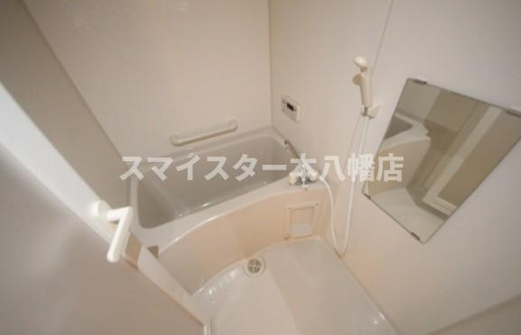 クラストフィールドの浴室