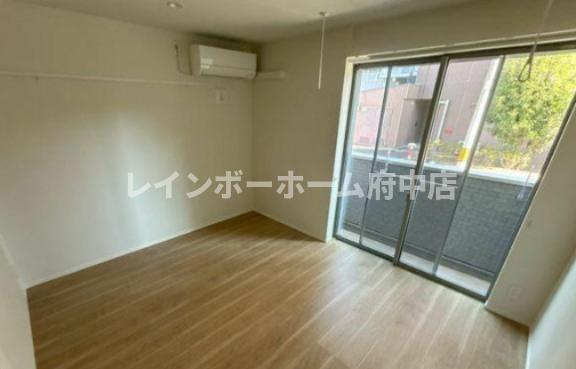 GRADUS京王堀之内の居間・リビング|※同施工会社参考写真