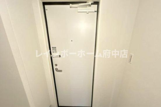 GRADUS京王堀之内の玄関|※同施工会社参考写真