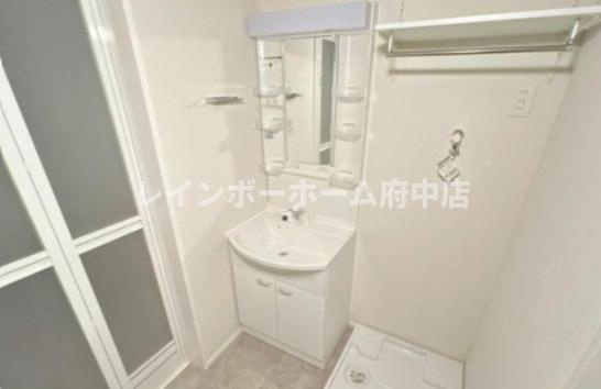 GRADUS京王堀之内の独立洗面台|※同施工会社参考写真