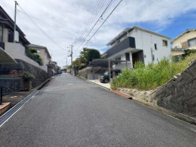 【周辺】 | 西山台２丁目　売土地 | 建築条件無ですので、個性溢れる住まいを実現させてくださいね♪