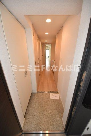 プレサンス江戸堀の玄関