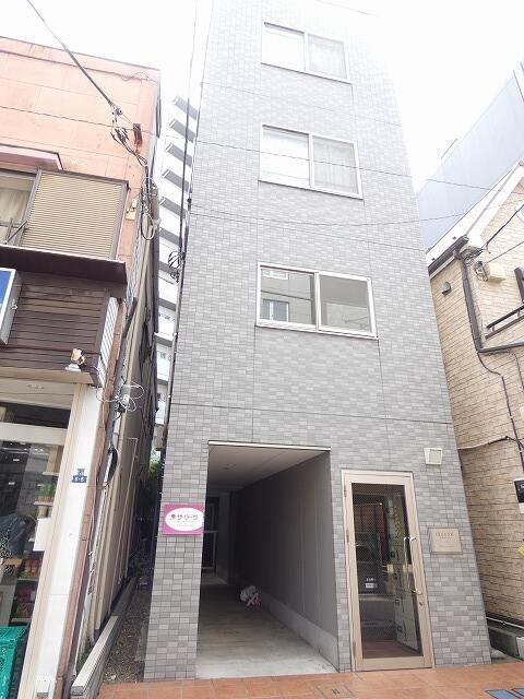 レジェンド西小山の外観|清潔なエントランスです