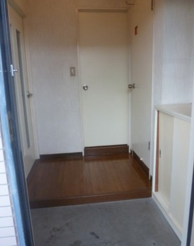 コーワレジデンス　弐番館の玄関