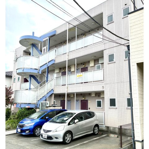 ライネスふじみ野の駐車場
