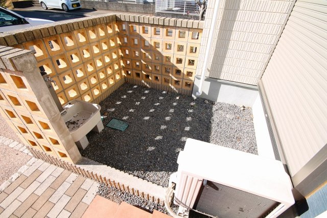 きぬの里 ＨＯＵＳＥの庭
