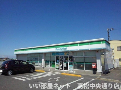 【周辺】 | ヴィラ・アリエッタ　Ａ | ファミリーマート丸亀郡家店まで850m