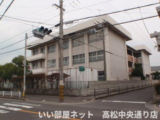 【周辺】 | ヴィラ・アリエッタ　Ａ | 丸亀市立郡家小学校まで1600m