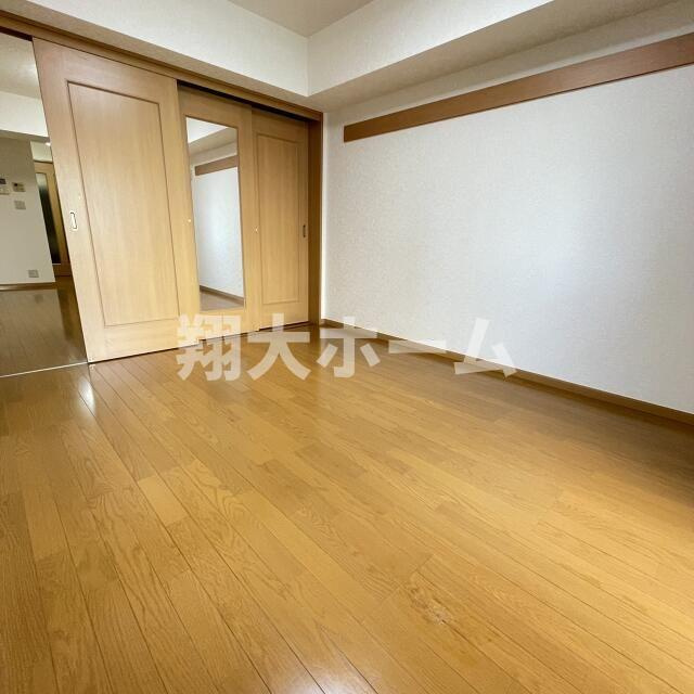 パールピアスの寝室