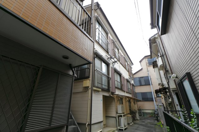 翠荘東A倉庫の外観