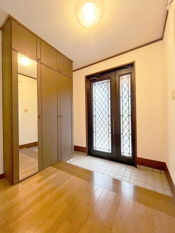 矢野南5丁目戸建の玄関