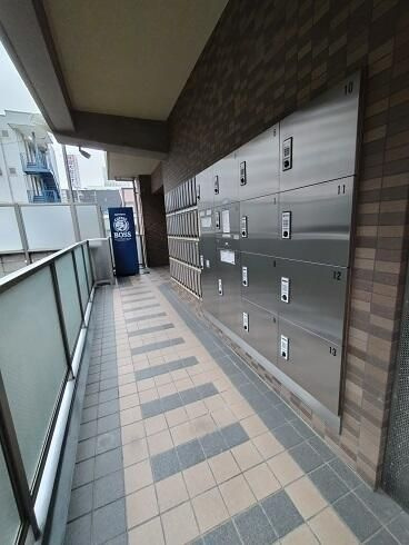 シャルマン高砂のエントランス