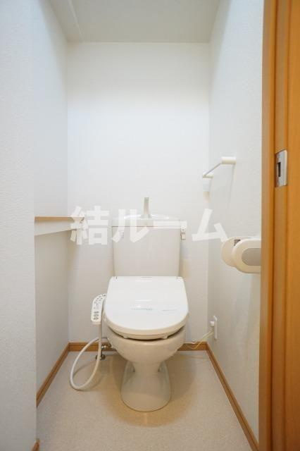 東久留米市浅間町３丁目のアパートのトイレ