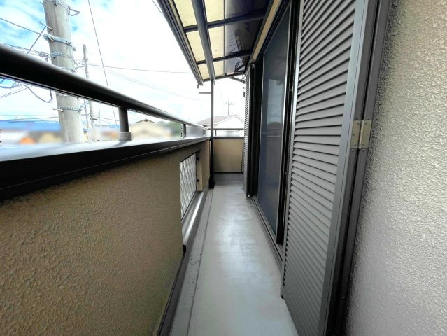 ◆市バス「下久我」停まで徒歩２分◆全室２面採光の４ＤＫ住宅◆周辺環境充実◆伏見区久我東町のバルコニー|バルコニー
