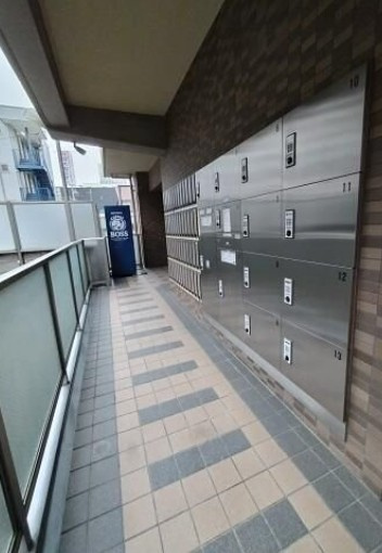 シャルマン高砂のエントランス